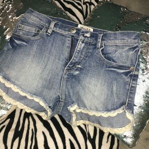 Cute blue Jean ❤️ shorts